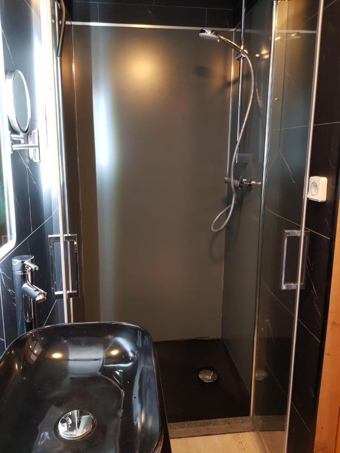 Chalets Lavaux Pouzol Eksteriør bilde